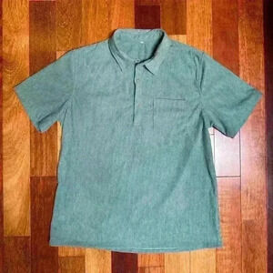No Brand | Men’s aqua/green corduroy inspired short  sleeve shirt size L